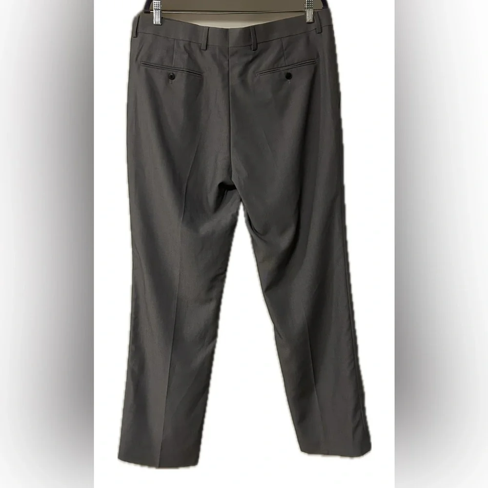 J Ferrar Slim Fit. Men’s‎ Dress Pants. Size 36